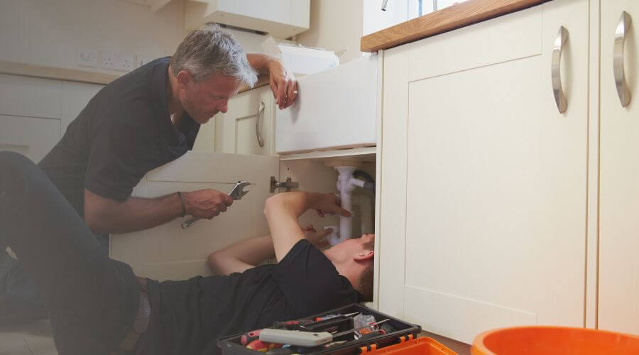Professional sink repair in Vista, CA